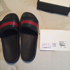 GUCCI SLIDES